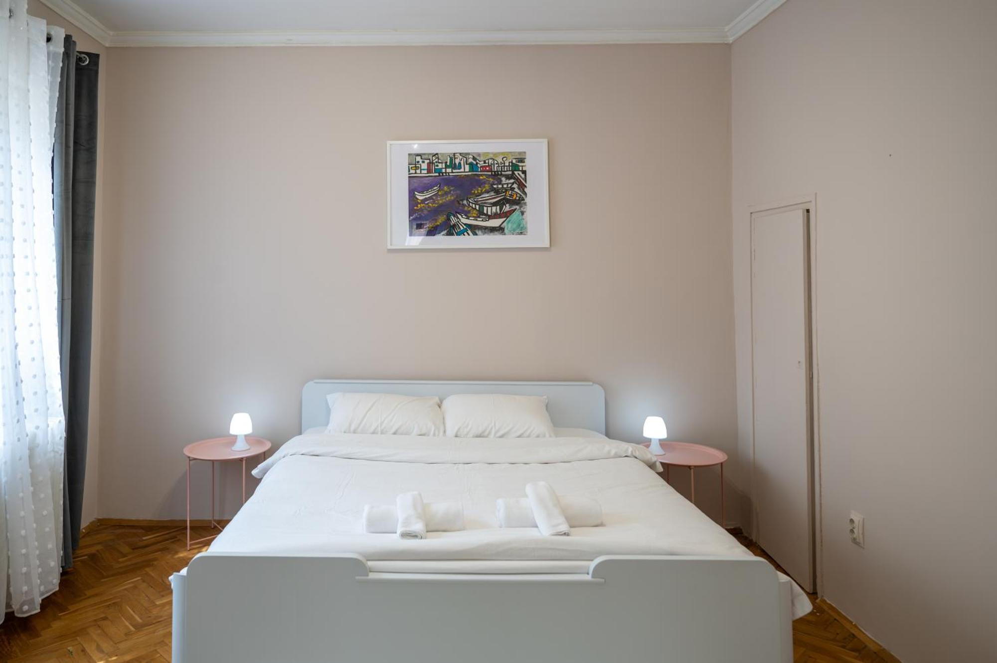 Beautiful Two-Bedroom Apartment In City Center ソフィア エクステリア 写真