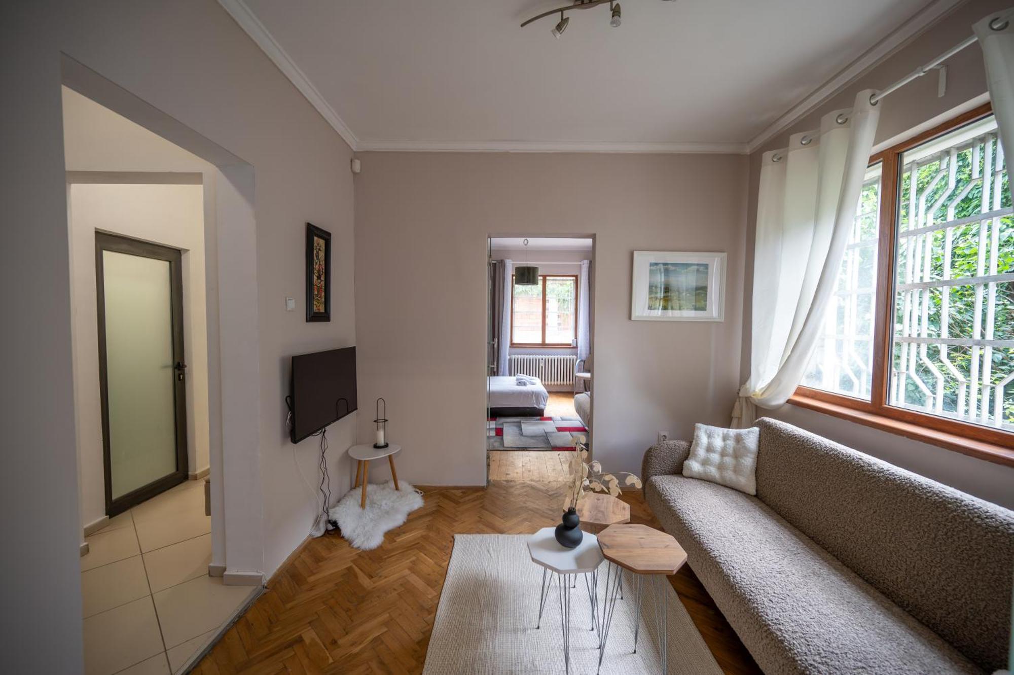 Beautiful Two-Bedroom Apartment In City Center ソフィア エクステリア 写真