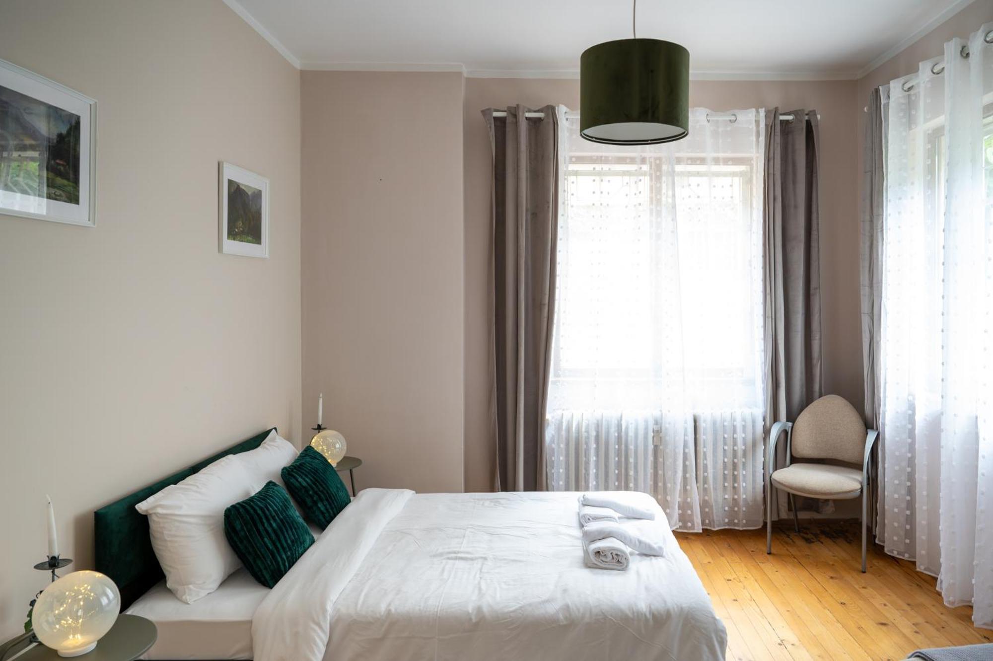 Beautiful Two-Bedroom Apartment In City Center ソフィア エクステリア 写真